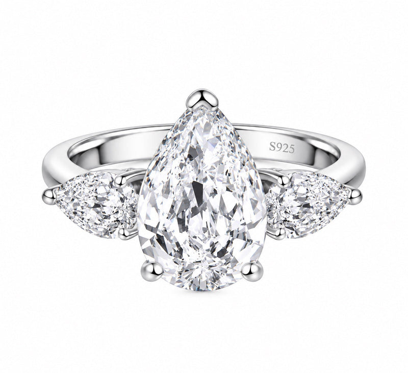 Bague Temple trois pierres taille poire, argent